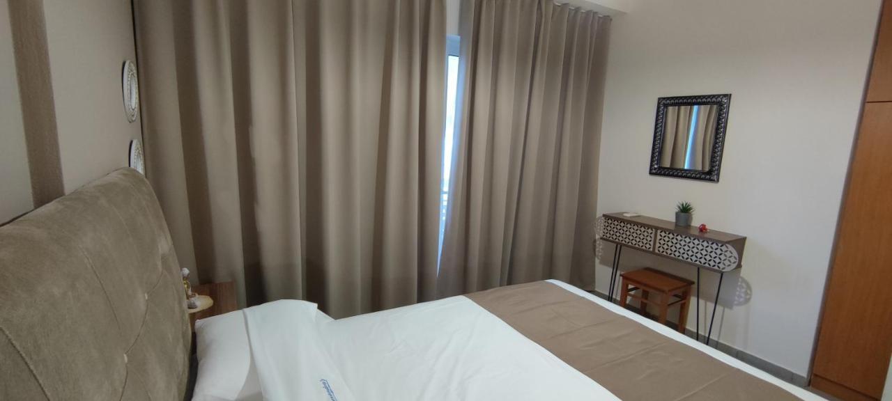 Alexandra'S Glifa Apartments Ngoại thất bức ảnh