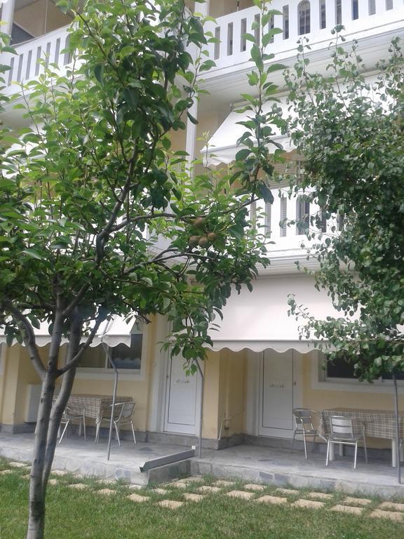 Alexandra'S Glifa Apartments Ngoại thất bức ảnh